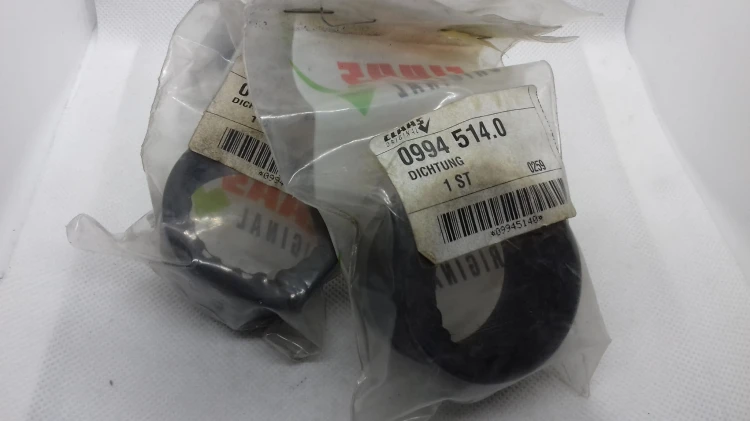 USZCZELKA orryginał Claas 0009945140